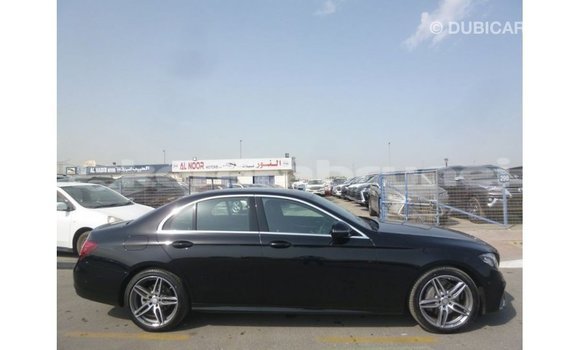 Buy Import Mercedes-Benz 190 Black Car in Import - Dubai in Belait Buy Import Mercedes-Benz 190 Black Car in Import - Dubai in Belait