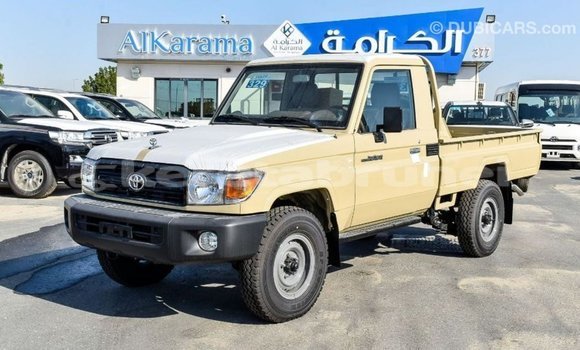 Buy Import Toyota Land Cruiser Beige Car in Import - Dubai in Belait Buy Import Toyota Land Cruiser Beige Car in Import - Dubai in Belait