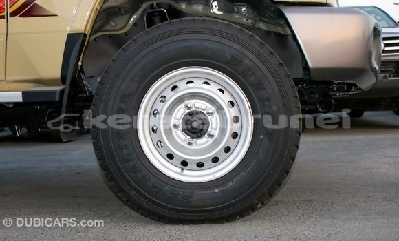 Buy Import Toyota Land Cruiser Beige Car in Import - Dubai in Belait Buy Import Toyota Land Cruiser Beige Car in Import - Dubai in Belait
