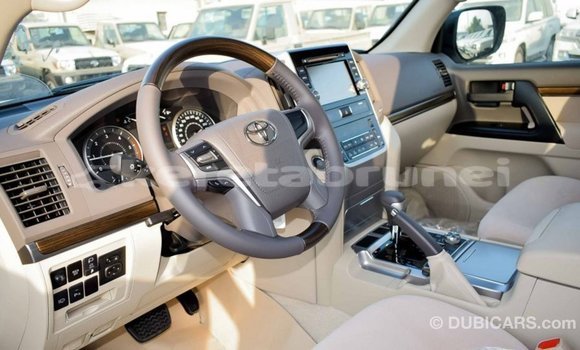 Buy Import Toyota Land Cruiser White Car in Import - Dubai in Belait Buy Import Toyota Land Cruiser White Car in Import - Dubai in Belait