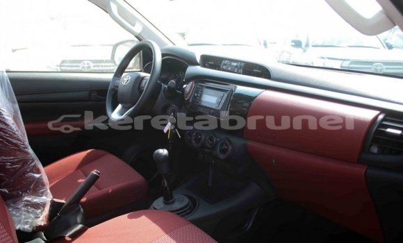 Buy Import Toyota Hilux Other Car in Import - Dubai in Belait Buy Import Toyota Hilux Other Car in Import - Dubai in Belait