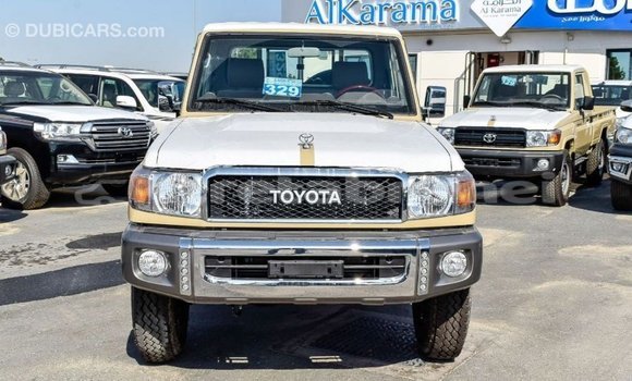 Buy Import Toyota Land Cruiser Beige Car in Import - Dubai in Belait Buy Import Toyota Land Cruiser Beige Car in Import - Dubai in Belait