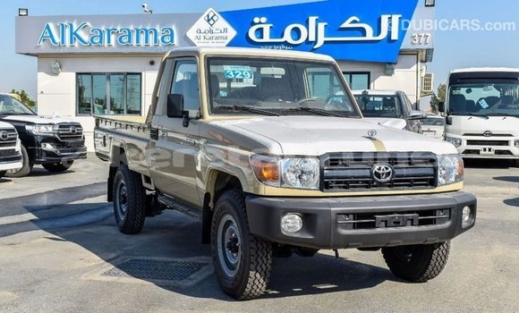 Buy Import Toyota Land Cruiser Beige Car in Import - Dubai in Belait Buy Import Toyota Land Cruiser Beige Car in Import - Dubai in Belait