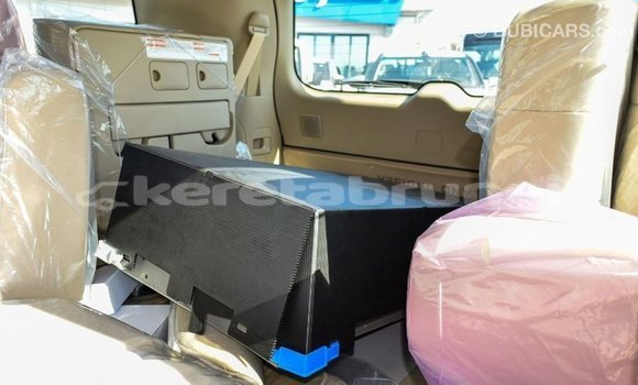 Buy Import Toyota Land Cruiser White Car in Import - Dubai in Belait Buy Import Toyota Land Cruiser White Car in Import - Dubai in Belait