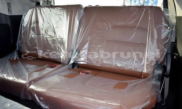 Buy Import Toyota Land Cruiser Black Car in Import - Dubai in Belait Buy Import Toyota Land Cruiser Black Car in Import - Dubai in Belait