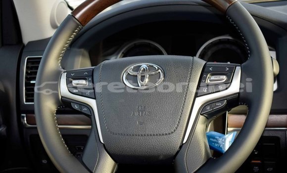 Buy Import Toyota Land Cruiser Black Car in Import - Dubai in Belait Buy Import Toyota Land Cruiser Black Car in Import - Dubai in Belait