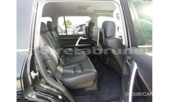 Buy Import Toyota Land Cruiser Black Car in Import - Dubai in Belait Buy Import Toyota Land Cruiser Black Car in Import - Dubai in Belait