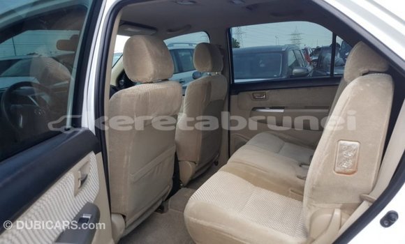 Buy Import Toyota Fortuner White Car in Import - Dubai in Belait Buy Import Toyota Fortuner White Car in Import - Dubai in Belait