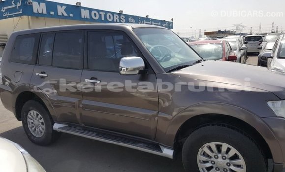 Buy Import Mitsubishi Pajero Brown Car in Import - Dubai in Belait Buy Import Mitsubishi Pajero Brown Car in Import - Dubai in Belait