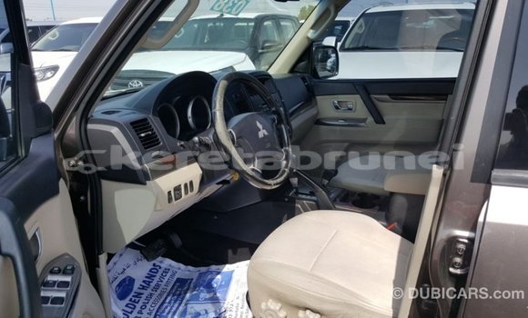 Buy Import Mitsubishi Pajero Brown Car in Import - Dubai in Belait Buy Import Mitsubishi Pajero Brown Car in Import - Dubai in Belait