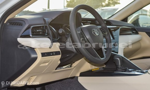 Buy Import Toyota Camry White Car in Import - Dubai in Belait Buy Import Toyota Camry White Car in Import - Dubai in Belait