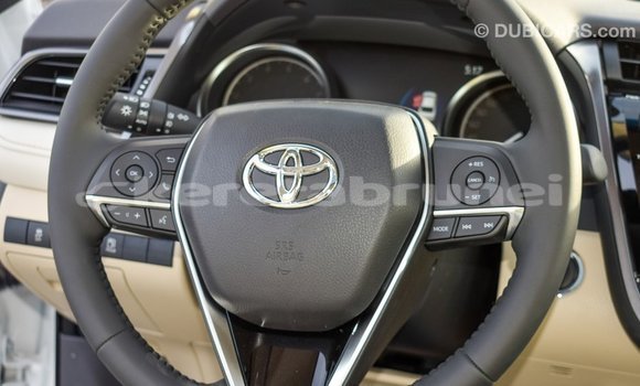 Buy Import Toyota Camry White Car in Import - Dubai in Belait Buy Import Toyota Camry White Car in Import - Dubai in Belait