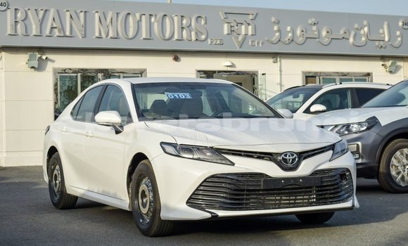 Buy Import Toyota Camry White Car in Import - Dubai in Belait Buy Import Toyota Camry White Car in Import - Dubai in Belait