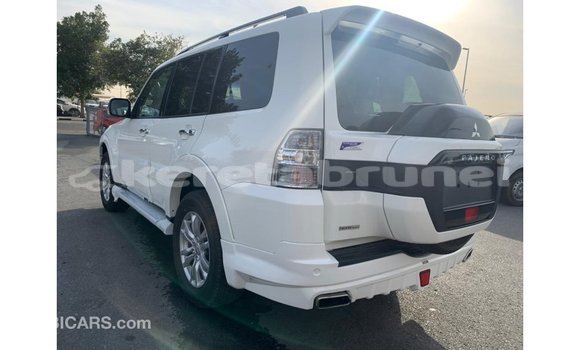 Buy Import Mitsubishi Pajero White Car in Import - Dubai in Belait Buy Import Mitsubishi Pajero White Car in Import - Dubai in Belait