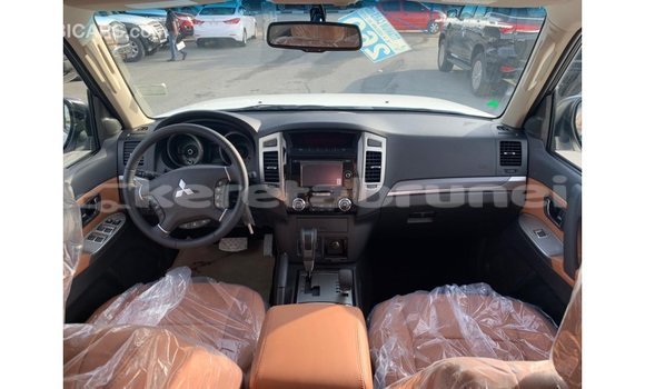 Buy Import Mitsubishi Pajero White Car in Import - Dubai in Belait Buy Import Mitsubishi Pajero White Car in Import - Dubai in Belait
