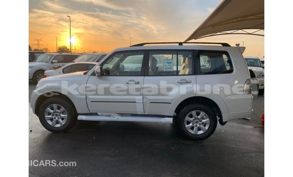 Buy Import Mitsubishi Pajero Black Car in Import - Dubai in Belait Buy Import Mitsubishi Pajero Black Car in Import - Dubai in Belait