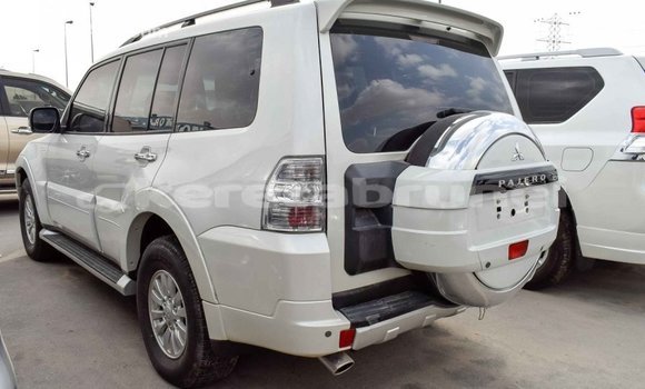 Buy Import Mitsubishi Pajero White Car in Import - Dubai in Belait Buy Import Mitsubishi Pajero White Car in Import - Dubai in Belait