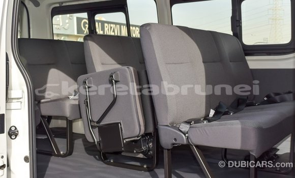 Buy Import Toyota Hiace White Car in Import - Dubai in Belait Buy Import Toyota Hiace White Car in Import - Dubai in Belait