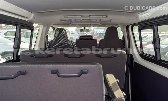 Buy Import Toyota Hiace White Car in Import - Dubai in Belait Buy Import Toyota Hiace White Car in Import - Dubai in Belait