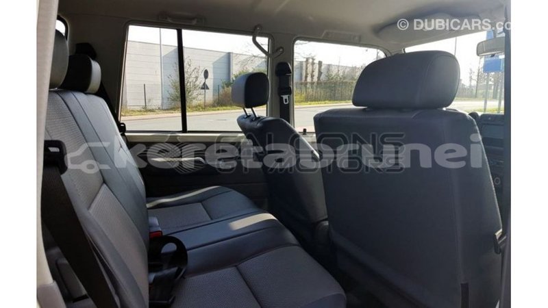 Big with watermark toyota land cruiser belait import dubai 3221