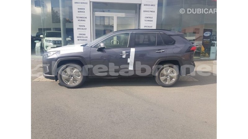 Big with watermark toyota rav4 belait import dubai 3225