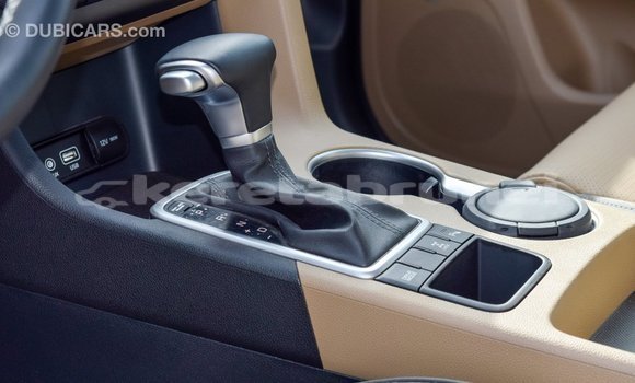Buy Import Kia Sportage White Car in Import - Dubai in Belait Buy Import Kia Sportage White Car in Import - Dubai in Belait