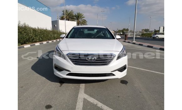 Buy Import Hyundai Sonata White Car in Import - Dubai in Belait Buy Import Hyundai Sonata White Car in Import - Dubai in Belait