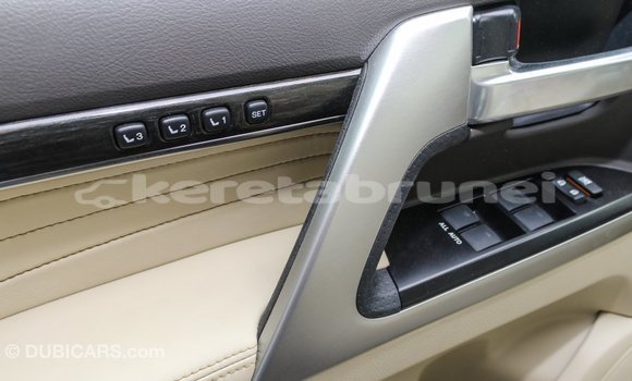 Buy Import Toyota Land Cruiser Black Car in Import - Dubai in Belait Buy Import Toyota Land Cruiser Black Car in Import - Dubai in Belait