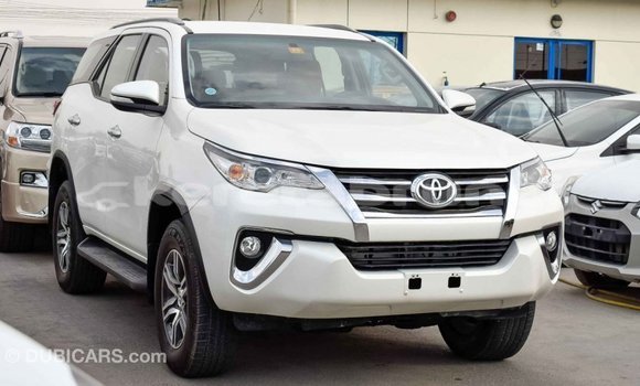 Buy Import Toyota Fortuner White Car in Import - Dubai in Belait Buy Import Toyota Fortuner White Car in Import - Dubai in Belait