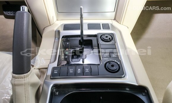 Buy Import Toyota Land Cruiser White Car in Import - Dubai in Belait Buy Import Toyota Land Cruiser White Car in Import - Dubai in Belait