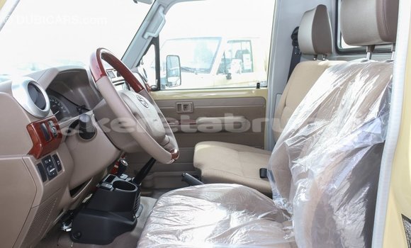 Buy Import Toyota Land Cruiser Beige Car in Import - Dubai in Belait Buy Import Toyota Land Cruiser Beige Car in Import - Dubai in Belait