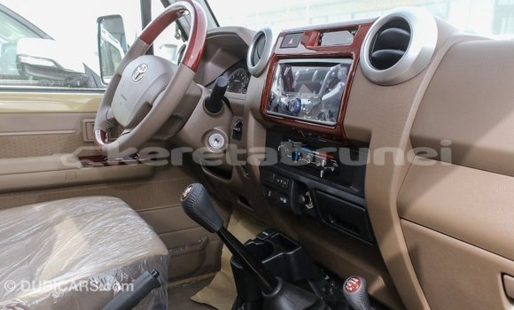 Buy Import Toyota Land Cruiser Beige Car in Import - Dubai in Belait Buy Import Toyota Land Cruiser Beige Car in Import - Dubai in Belait