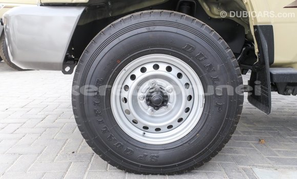 Buy Import Toyota Land Cruiser Beige Car in Import - Dubai in Belait Buy Import Toyota Land Cruiser Beige Car in Import - Dubai in Belait