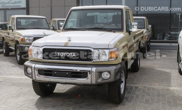 Buy Import Toyota Land Cruiser Beige Car in Import - Dubai in Belait Buy Import Toyota Land Cruiser Beige Car in Import - Dubai in Belait