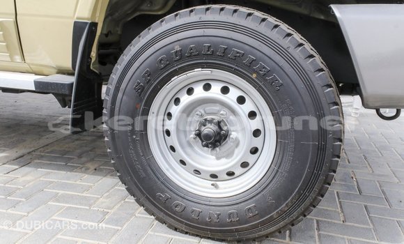 Buy Import Toyota Land Cruiser Beige Car in Import - Dubai in Belait Buy Import Toyota Land Cruiser Beige Car in Import - Dubai in Belait