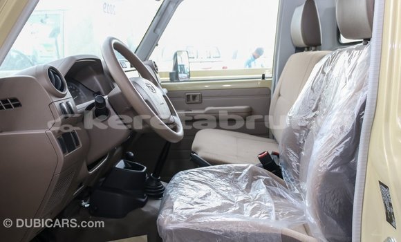 Buy Import Toyota Land Cruiser Beige Car in Import - Dubai in Belait Buy Import Toyota Land Cruiser Beige Car in Import - Dubai in Belait