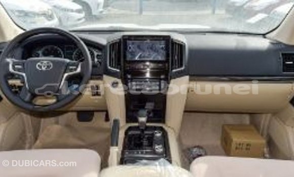 Buy Import Toyota Land Cruiser Other Car in Import - Dubai in Belait Buy Import Toyota Land Cruiser Other Car in Import - Dubai in Belait