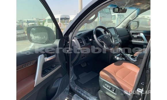 Buy Import Toyota Land Cruiser Black Car in Import - Dubai in Belait Buy Import Toyota Land Cruiser Black Car in Import - Dubai in Belait
