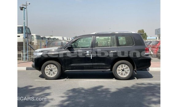 Buy Import Toyota Land Cruiser Black Car in Import - Dubai in Belait Buy Import Toyota Land Cruiser Black Car in Import - Dubai in Belait