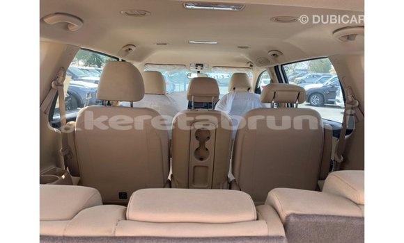 Buy Import Kia Carnival White Car in Import - Dubai in Belait Buy Import Kia Carnival White Car in Import - Dubai in Belait