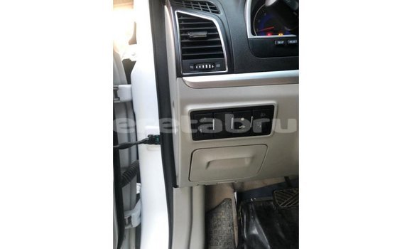 Buy Import Geely Emgrand 7 White Car in Import - Dubai in Belait Buy Import Geely Emgrand 7 White Car in Import - Dubai in Belait