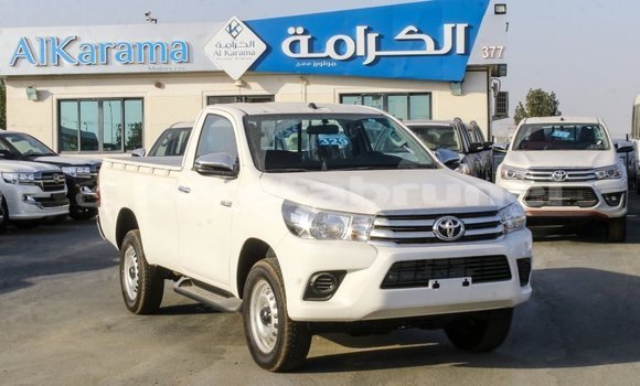 Buy Import Toyota Hilux White Car in Import - Dubai in Belait Buy Import Toyota Hilux White Car in Import - Dubai in Belait