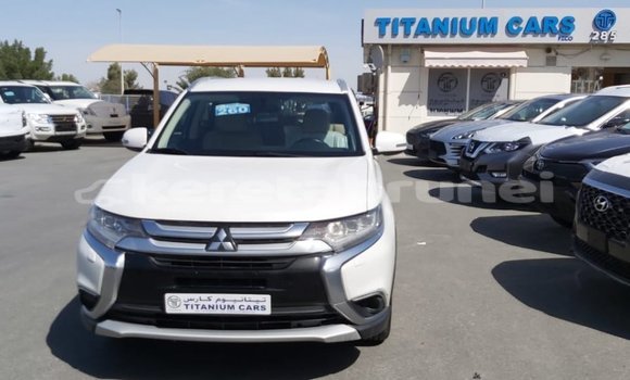 Buy Import Mitsubishi Outlander White Car in Import - Dubai in Belait Buy Import Mitsubishi Outlander White Car in Import - Dubai in Belait