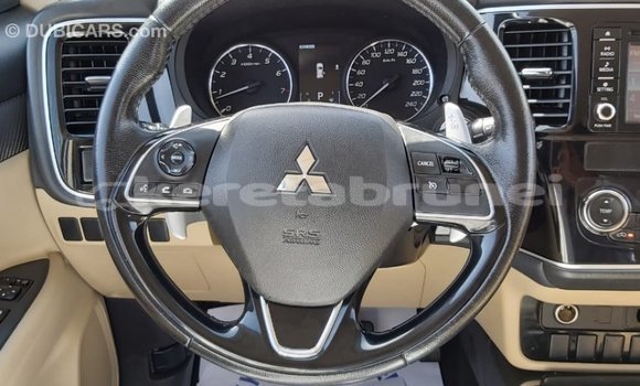 Buy Import Mitsubishi Outlander White Car in Import - Dubai in Belait Buy Import Mitsubishi Outlander White Car in Import - Dubai in Belait