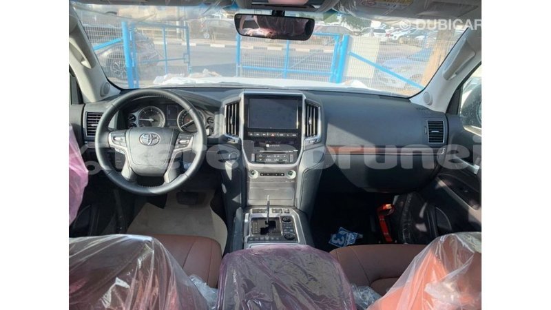 Big with watermark toyota land cruiser belait import dubai 3296
