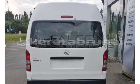 Buy Import Toyota Hiace White Car in Import - Dubai in Belait Buy Import Toyota Hiace White Car in Import - Dubai in Belait