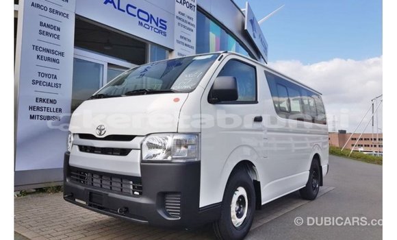Buy Import Toyota Hiace White Car in Import - Dubai in Belait Buy Import Toyota Hiace White Car in Import - Dubai in Belait