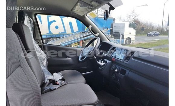 Buy Import Toyota Hiace White Car in Import - Dubai in Belait Buy Import Toyota Hiace White Car in Import - Dubai in Belait
