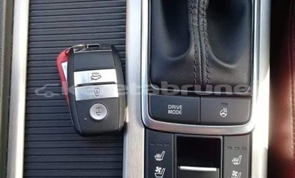 Buy Used Kia Optima Red Car in Bandar Seri Begawan in Brunei-Muara Buy Used Kia Optima Red Car in Bandar Seri Begawan in Brunei-Muara