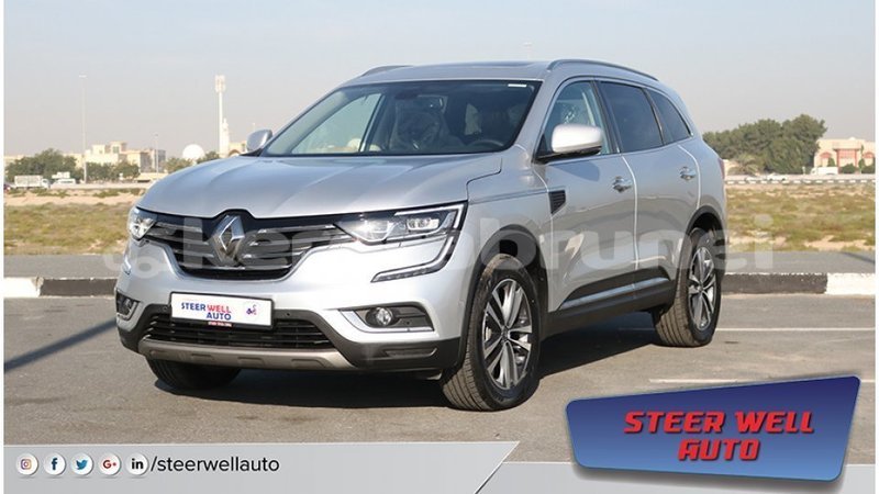 Big with watermark renault 4 belait import dubai 3305